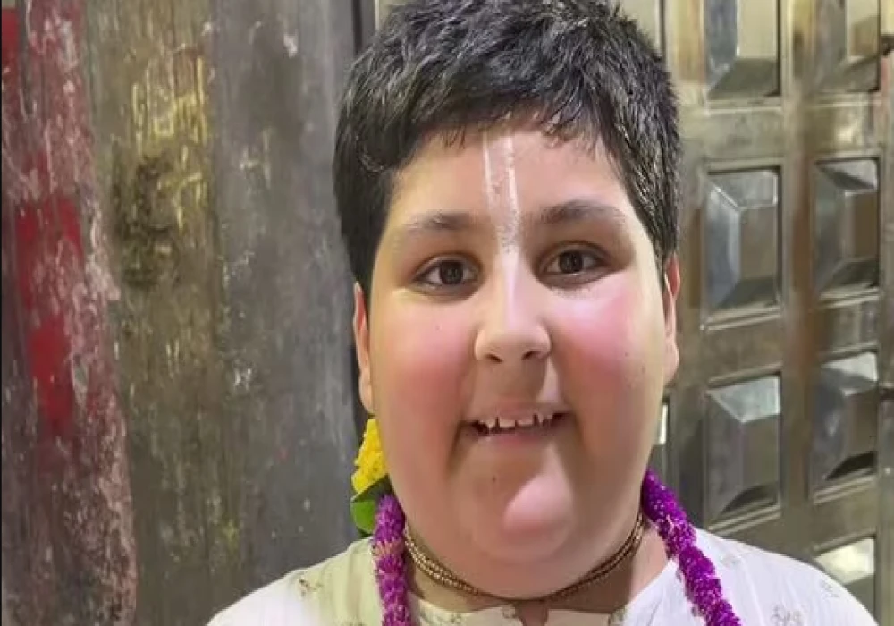 Who is Abhinav Arora | 10-Year-Old 'Baal Sant' | Threatened by Bishnoi Gang Who is Abhinav Arora | 10-Year-Old 'Baal Sant' | Threatened by Bishnoi Gang